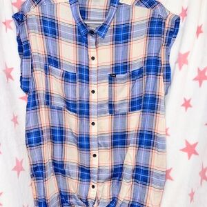 HURLEY XL Blue, Cream and Peach Plaid Button-Up Shirt
